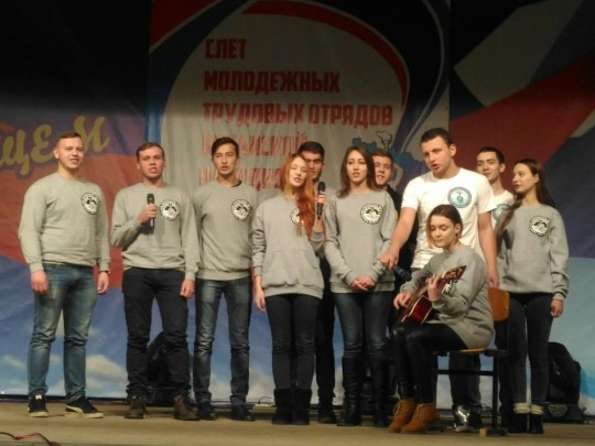 Оживший роман Сорокина: сеть возмутило молодежное мероприятие на оккупированном Донбассе