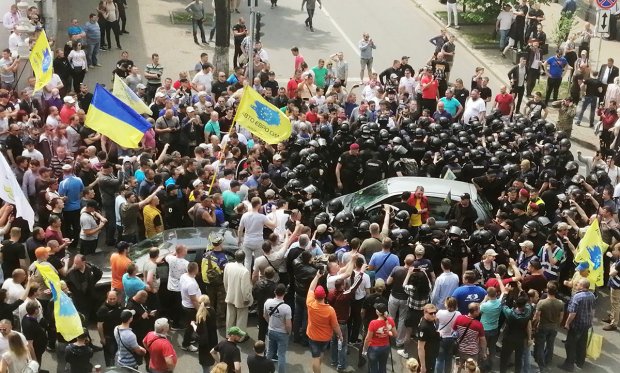 Підсумки роботи Ради: що про діяльність депутатів кажуть експерти