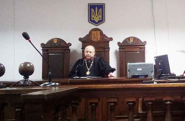 Пянички в мантіях: які судді вчиняли моторошні ДТП під дією алкоголю