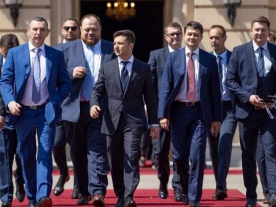 Партия «Слуга народа» представила первую двадцатку