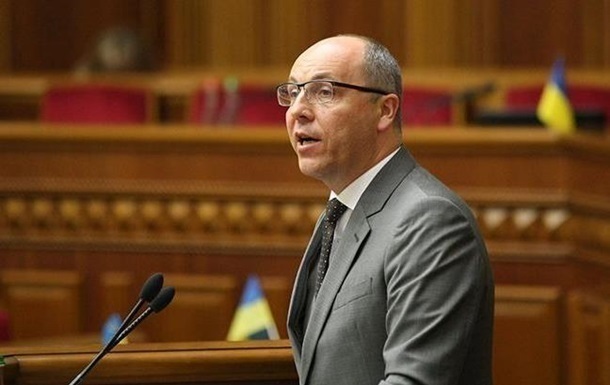 Парубий раскритиковал Кучму за запрет стрелять в ответ