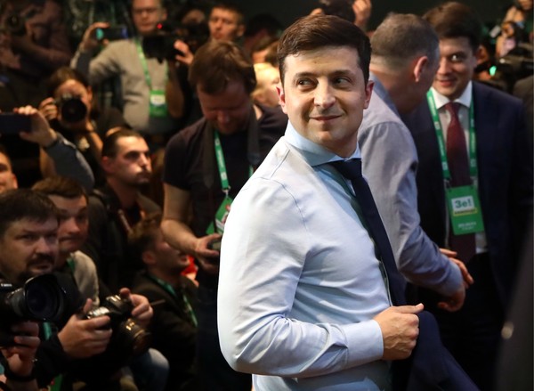 Пересменка на пути к национальному единству: уроки для Порошенко и вызовы перед Зеленским Пересменка на пути к национальному единству: уроки для Порошенко и вызовы перед Зеленским