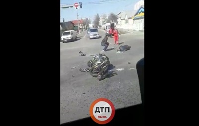 Под Киевом ДТП с участием скорой: есть пострадавший