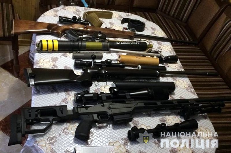 Похищали элитные авто в ЕС и продавали в Украине: в Тернополе задержали банду автоугонщиков (фото)