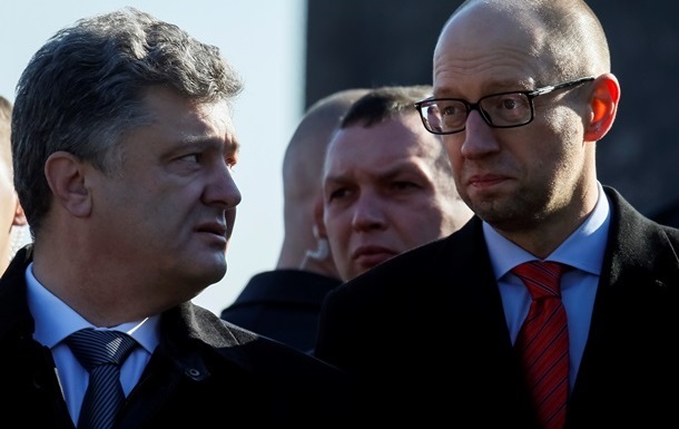 Порошенко предлагает оставить Яценюка премьером