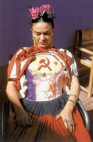 Портрет Сталина, Троцкий и маленькие супружеские измены: то, чего вы не знали о Фриде Кало