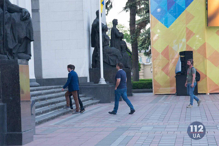 Появились фото Зеленского с репетиции инаугурации
