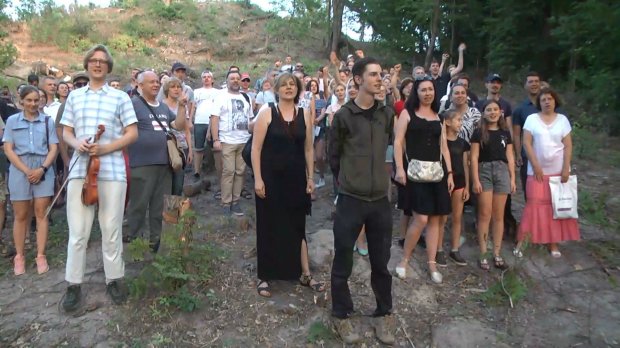Протасів Яр розбрату: хто з Адміністрації Зеленського засвітився у скандальній забудові