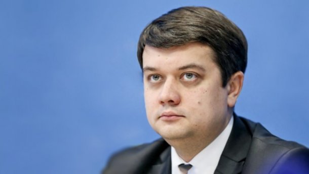 Разумков обіцяє прибрати Соколова зі списку Слуги народу, якщо у нього дійсно є паспорт РФ