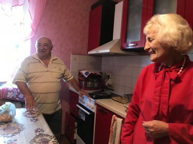 Родители Зеленского показали свою квартиру: фото