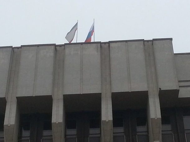 Российские военные захватили госпредприятие Крымаэрорух - источник