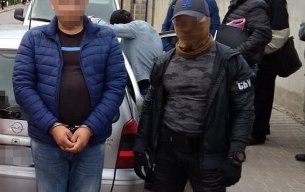 СБУ задержала банду, выбивавшую несуществующие долги у бизнесменов