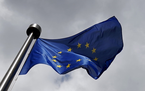 Шенгенские визы: Европарламент обсуждает новые правилаСюжет