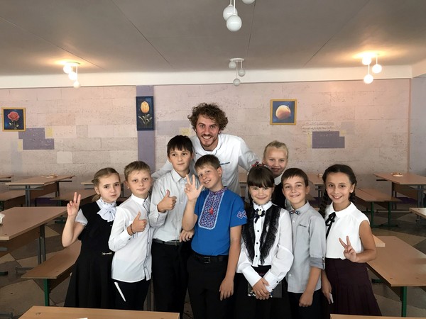 «Сливовое варенье делает вкус борща идеальным»: победитель «МастерШефа» Евгений Клопотенко