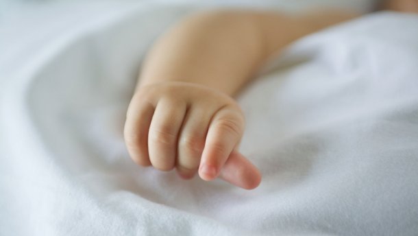 Смерть 3-річної дівчинки від побоїв на Харківщині: у справі зявились двоє поліцейських
