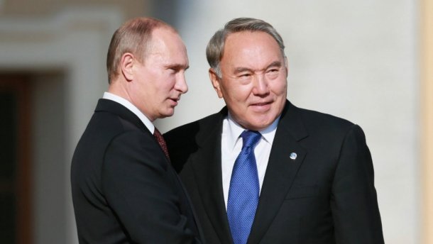 Советовался ли Назарбаев с Путиным относительно своего преемника: что говорят в Кремле