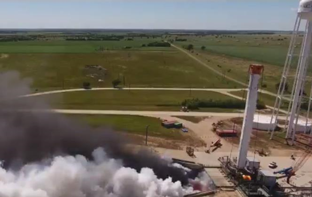 SpaceX испытала ядро мощнейшей ракеты Falcon Heavy