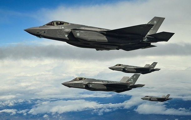 США возобновили полеты истребителей F-35