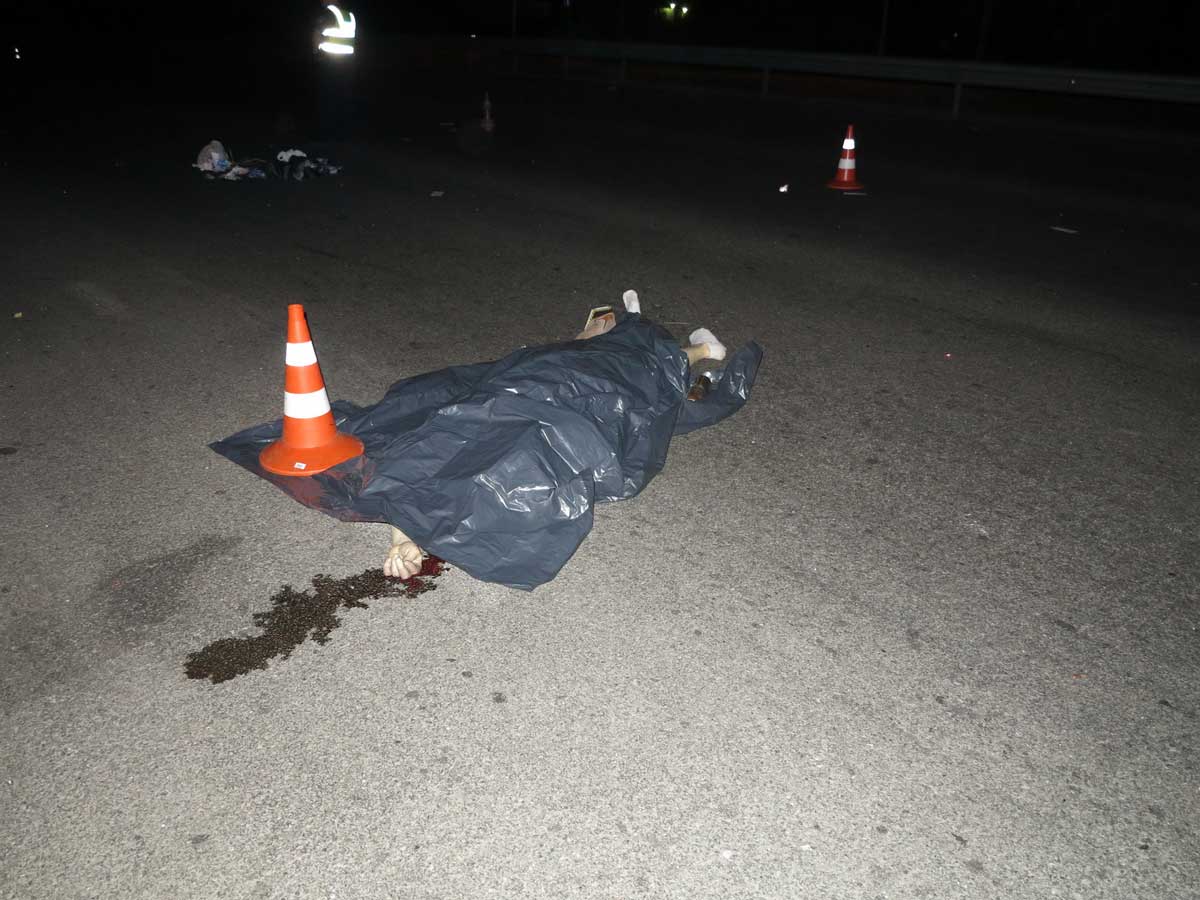 Трагедия возле моста Кирпы в Киеве: под колесами Honda погиб мужчина