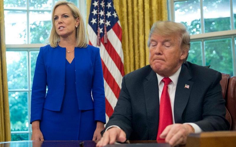 Трамп уволил главу Секретной службы США (фото) Трамп уволил главу Секретной службы США (фото)