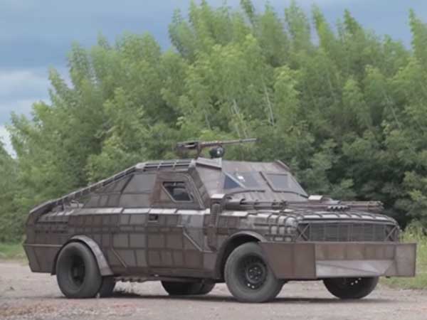 Убежище от зомби: белорус создал странное авто апокалипсиса (видео)