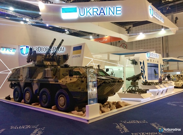 Украина в фаворитах. Оружейная выставка IDEX-2017 Сюжет