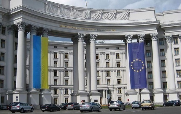 Украинские власти дадут суровый ответ восточным сепаратистам – МИД Украины