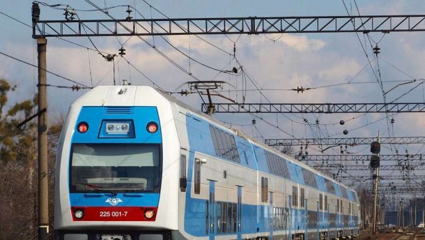 Укрзалізниця запустила двоповерховий швидкісний потяг з Тернополя до Києва