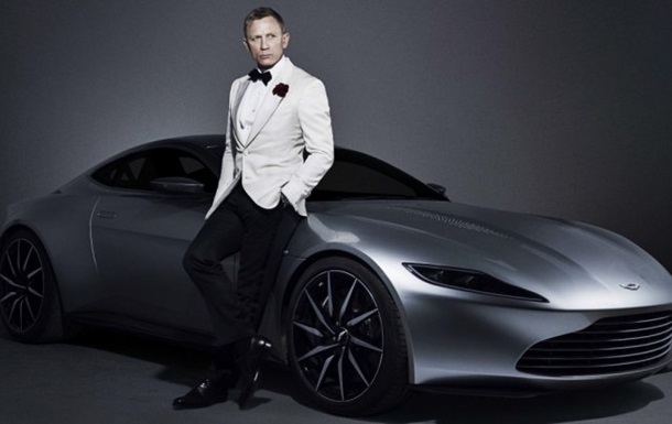Уникальный Aston Martin Джеймса Бонда пустят с молотка