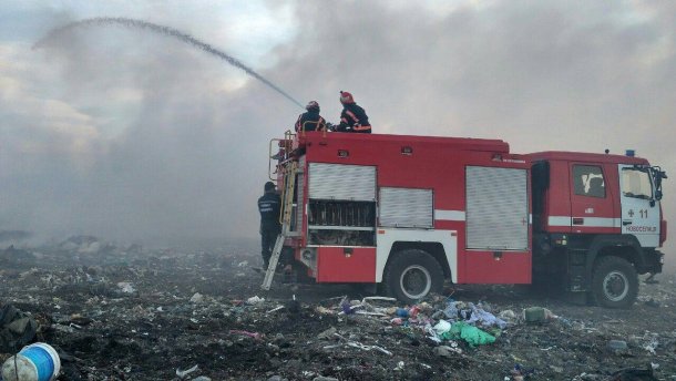 В Черновицкой области занялось свалку
