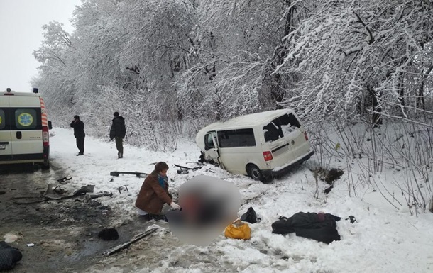 В ДТП на Буковине погибла супружеская пара