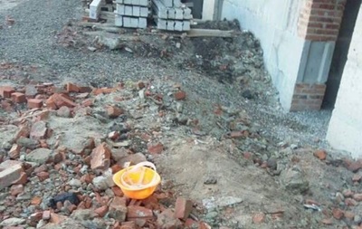 В Ивано-Франковске погиб строитель, упав с недостроя