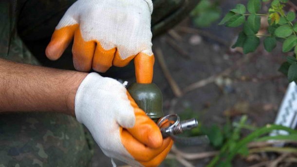 В Києві чоловік підірвав себе на гранаті