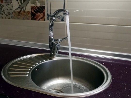 В Киеве на некоторых улицах до мая отключат горячую воду (адреса)