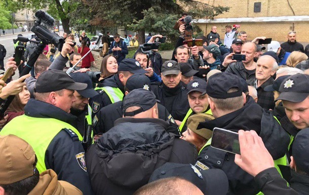 В Киеве начались задержания из-за запрещенной символикиЭксклюзив