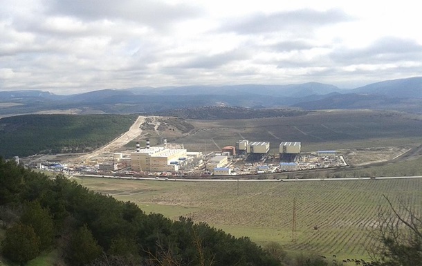 В Крыму не смогли запустить электростанции