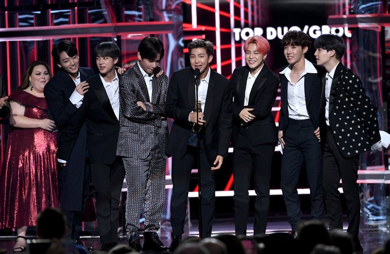 В Лас-Вегасе вручили престижную музыкальную премию Billboard Awards: яркие фото