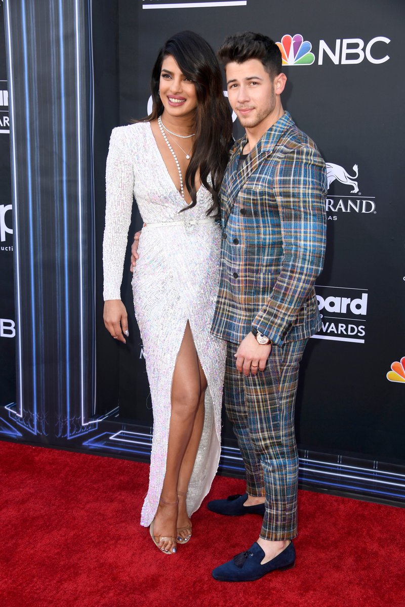 В Лас-Вегасе вручили престижную музыкальную премию Billboard Awards: яркие фото