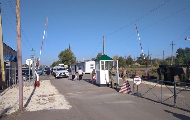 В Луганской области КПП Меловое перенесли на территорию Украины