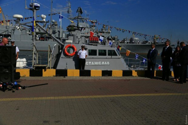 В Одессе ко Дню ВМС показали новые украинские десантно-штурмовые катера Кентавр: что известно