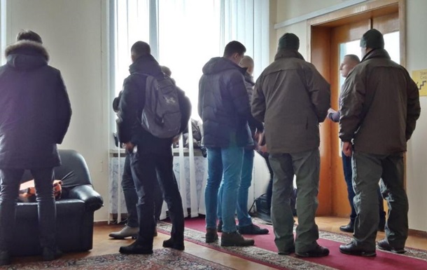 В Полтавской ОГА провели обыски - СМИ