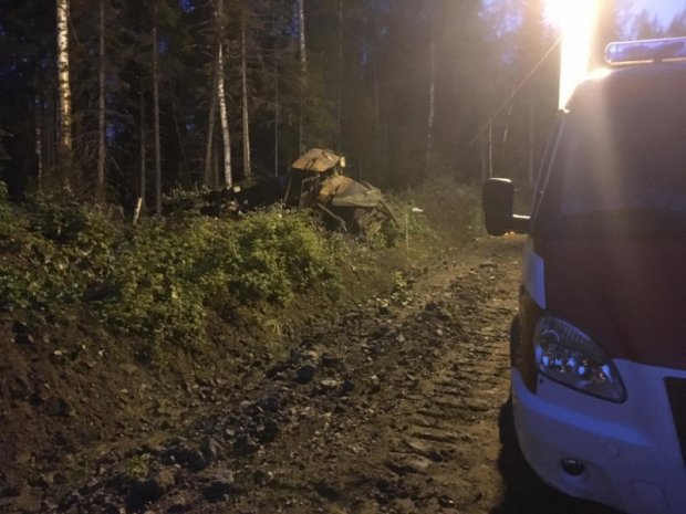 В России бензовоз с туристами на цистерне загорелся и взорвался: есть погибшие