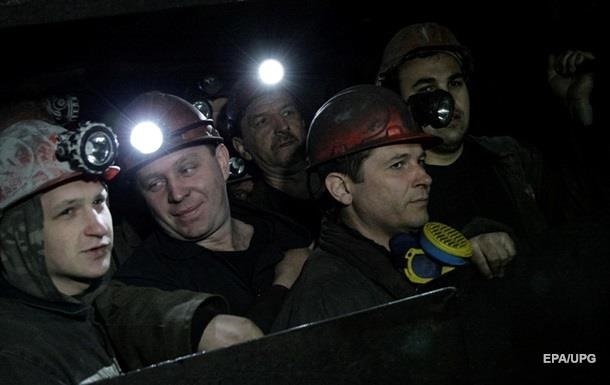 В Торецке эвакуировали 11 шахтеров из-за короткого замыкания