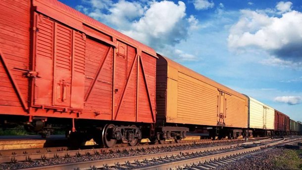 В УЗ проблеми з перевезеннями на заході та на сході країни, – транспортний комітет ВР