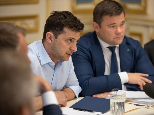 Верховную Раду соберут на срочное заседание: что об этом известно