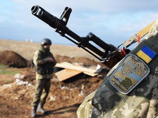 Военным на передовой повысили доплаты: сколько будут получать бойцы ООС