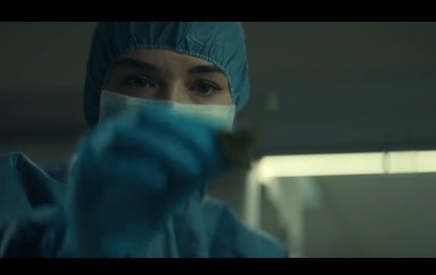 Вышел трейлер сериала-хоррора Болотная тварь