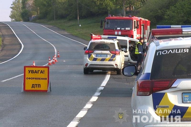Выжили только водители: жуткое ДТП под Винницей унесло жизни 4 человек (фото, видео)