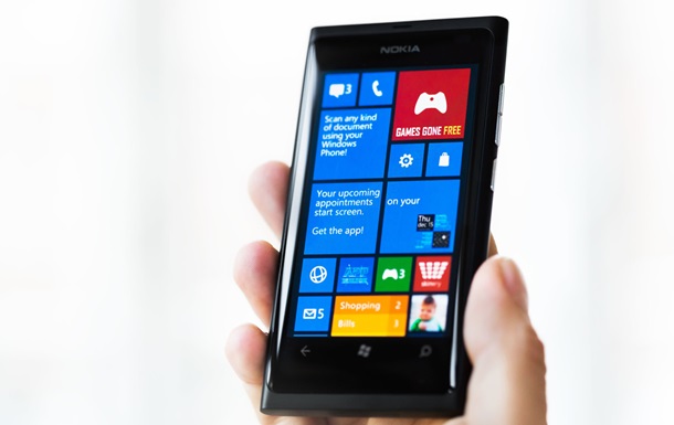 Windows Phone лишат приложений Facebook и Instagram
