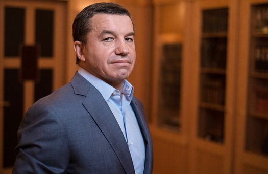 Збанкрутілий банк Хрещатик повертається на ринок: хто та скільки від цього виграв